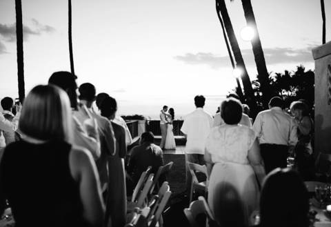 Камерная летняя свадьба Бриттани и Тревора на Мауи