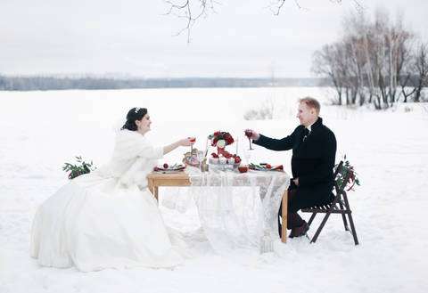 Классическая зимняя свадьба Регины и Николая на природе