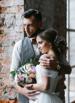 Loft Style Wedding: свадебная фотосессия Вики и Германа в студии