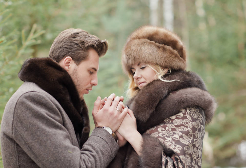 Русская зимняя свадьба Евгении и Дмитрия в заснеженном лесу